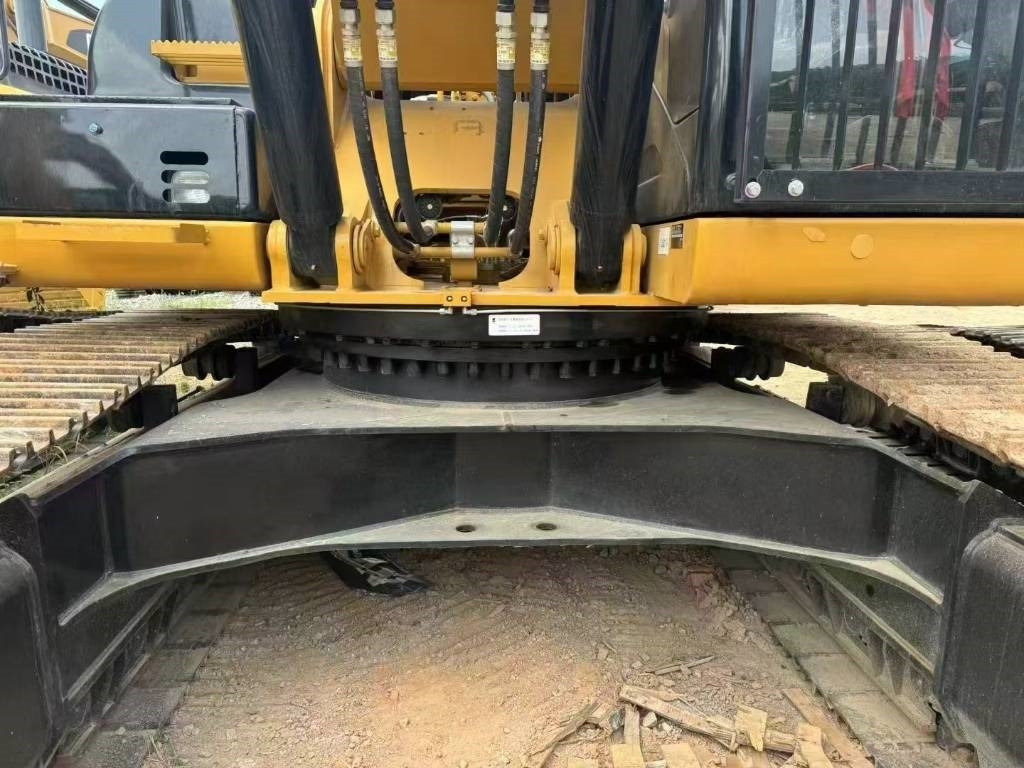 CAT 330 D L - Kettenbagger: das Bild 5 CAT 330 D L - Kettenbagger: das Bild 5