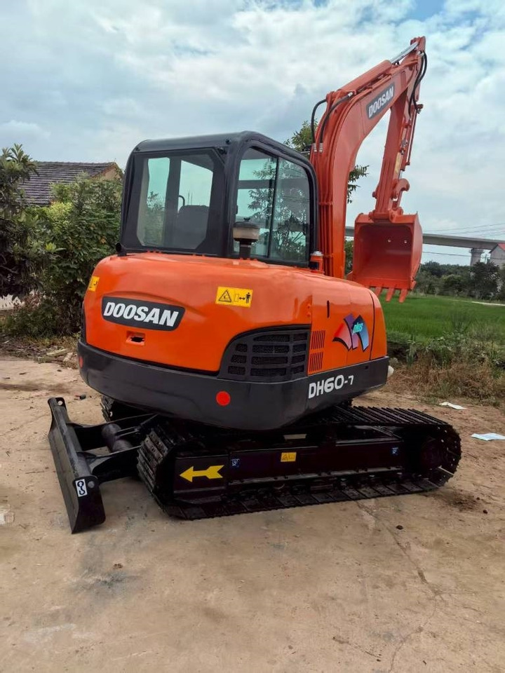 Doosan DH 60 - Minibagger: das Bild 1 Doosan DH 60 - Minibagger: das Bild 1