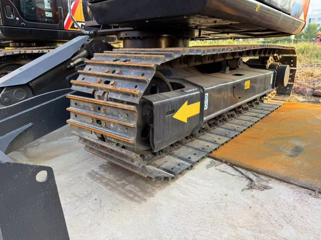Hitachi Zaxis 70 - Kettenbagger: das Bild 3 Hitachi Zaxis 70 - Kettenbagger: das Bild 3