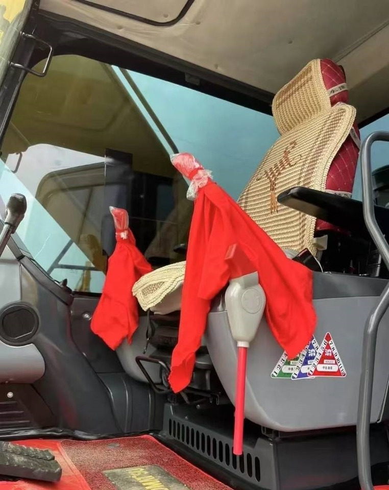 Kettenbagger Komatsu PC 240: das Bild 9
