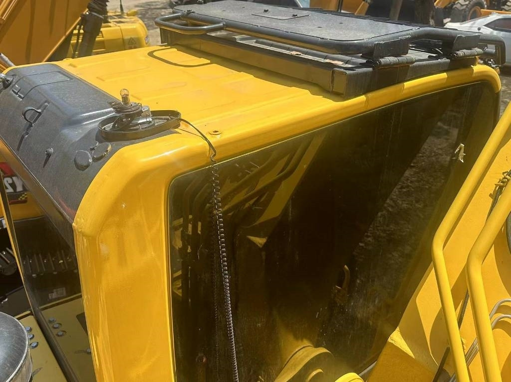 Komatsu PC 240 LC-8 - Kettenbagger: das Bild 3 Komatsu PC 240 LC-8 - Kettenbagger: das Bild 3