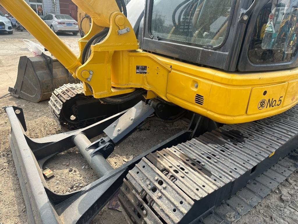 Komatsu PC 40 - Minibagger: das Bild 2 Komatsu PC 40 - Minibagger: das Bild 2