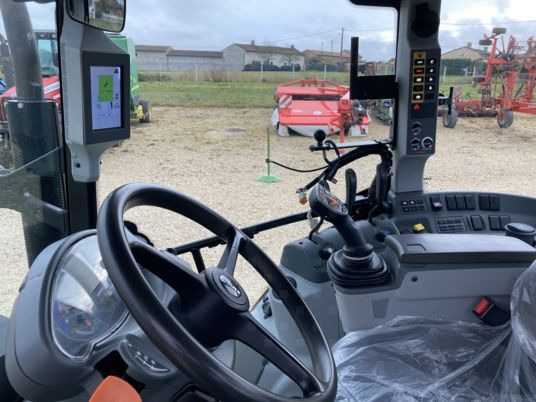 Claas ARION 430 CIS - Traktor: das Bild 5 Claas ARION 430 CIS - Traktor: das Bild 5
