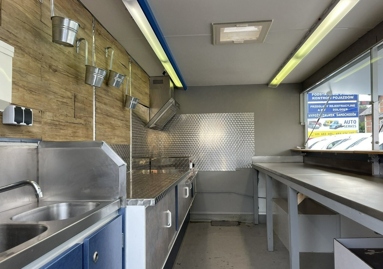 Peugeot Boxer Autosklep Gastronomiczna food truck foodtruck W-zasilanie DMC 3500 - Andere Technik: das Bild 1 Peugeot Boxer Autosklep Gastronomiczna food truck foodtruck W-zasilanie DMC 3500 - Andere Technik: das Bild 1
