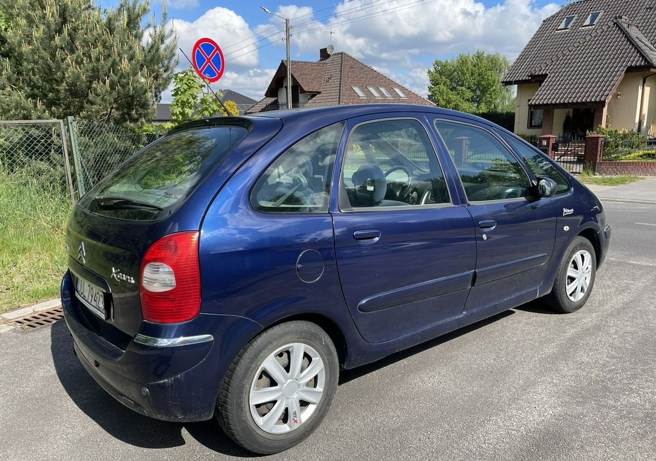 Citroen Xsara Picasso Citroen Xsara Picasso 1.6HDI-110KM Klima tempomat 2006 - PKW: das Bild 4 Citroen Xsara Picasso Citroen Xsara Picasso 1.6HDI-110KM Klima tempomat 2006 - PKW: das Bild 4