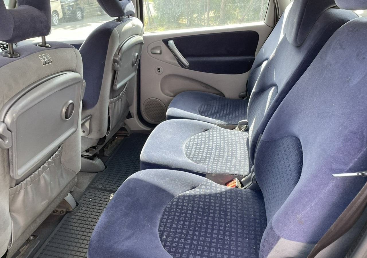 PKW Citroen Xsara Picasso Citroen Xsara Picasso 1.6HDI-110KM Klima tempomat 2006: das Bild 8 PKW Citroen Xsara Picasso Citroen Xsara Picasso 1.6HDI-110KM Klima tempomat 2006: das Bild 8