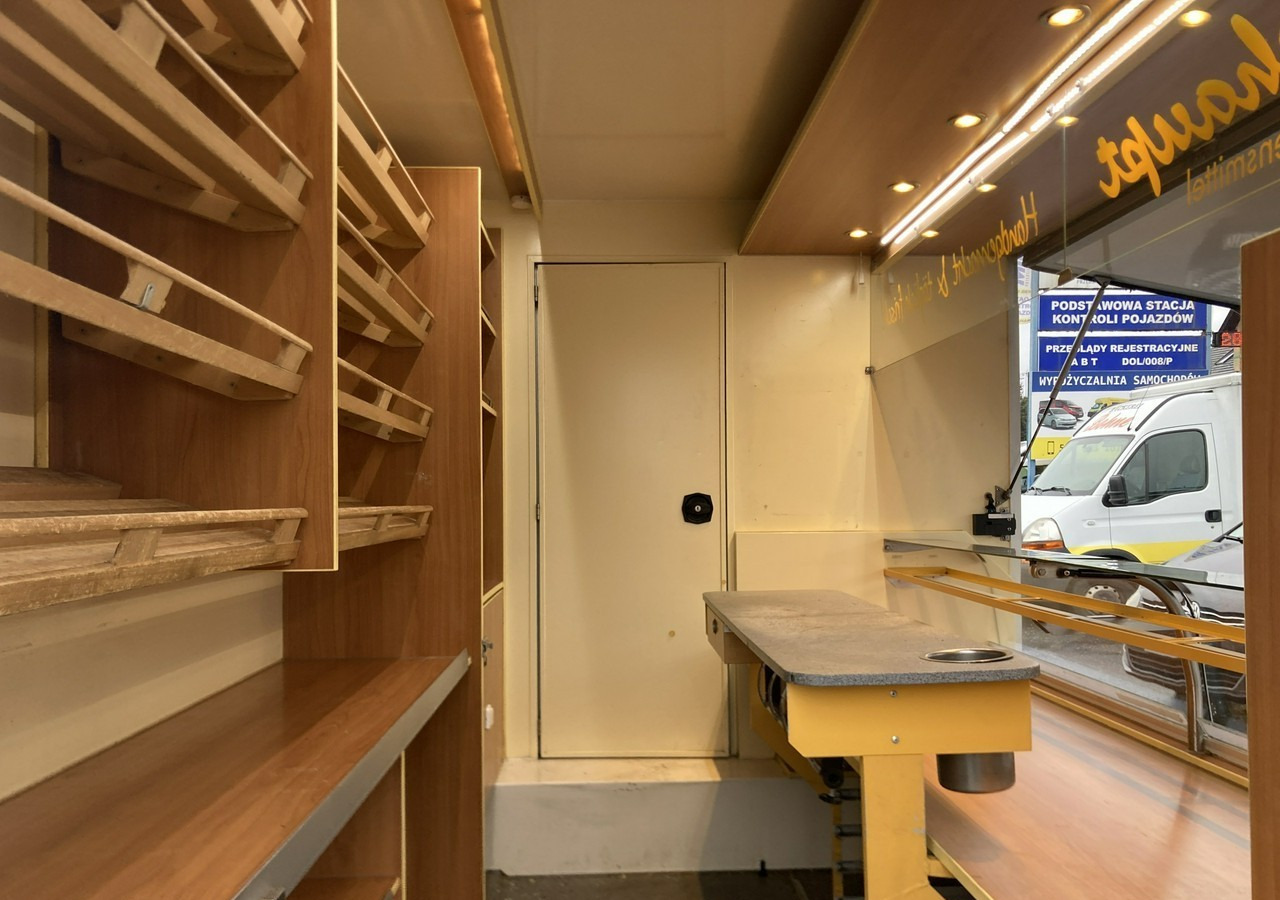 Fiat Ducato Autosklep pieczy Gastronomiczny Food Truck Foodtruck sklep bar 2013 - Verkaufsfahrzeug: das Bild 5 Fiat Ducato Autosklep pieczy Gastronomiczny Food Truck Foodtruck sklep bar 2013 - Verkaufsfahrzeug: das Bild 5
