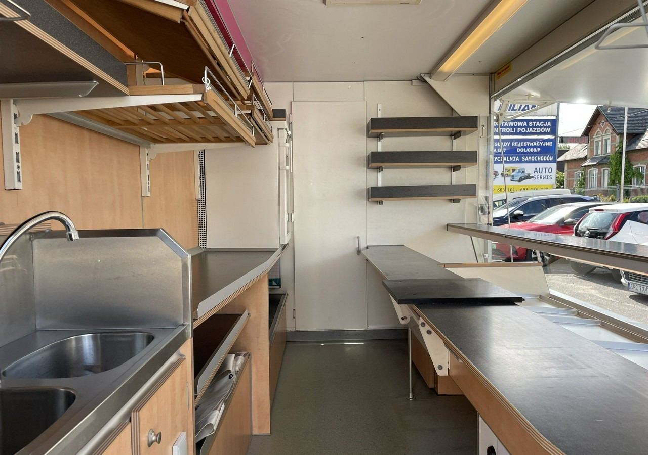 Fiat Ducato Ducato Autosklep Gastronomiczny Food Truck Foodtruck sklep Borco 200 - Verkaufsfahrzeug: das Bild 4 Fiat Ducato Ducato Autosklep Gastronomiczny Food Truck Foodtruck sklep Borco 200 - Verkaufsfahrzeug: das Bild 4