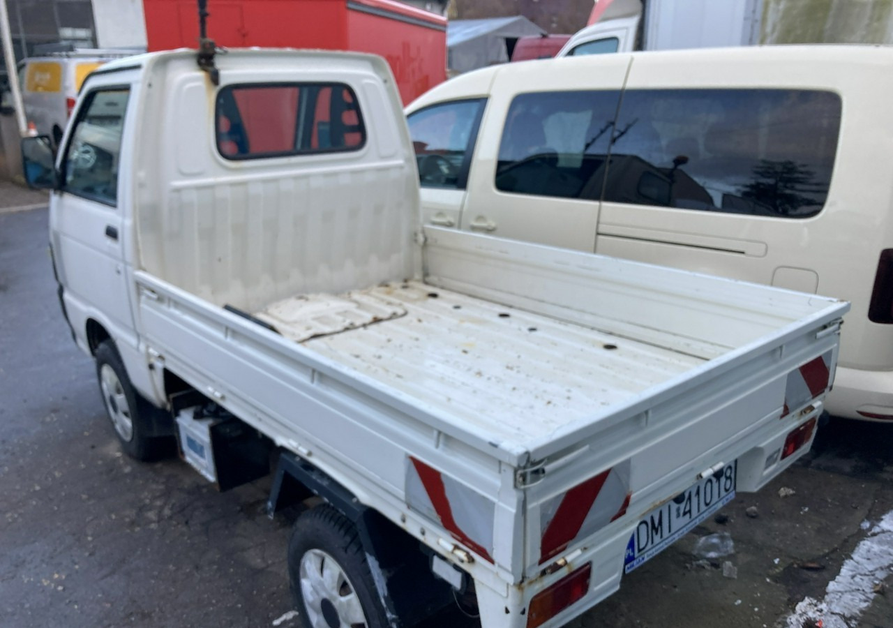 Inna Inny PFAU Piaggio Porter 4X4 Skrzynia odśnieżarka Pług 5655km 2012 - Pritsche Transporter: das Bild 3 Inna Inny PFAU Piaggio Porter 4X4 Skrzynia odśnieżarka Pług 5655km 2012 - Pritsche Transporter: das Bild 3