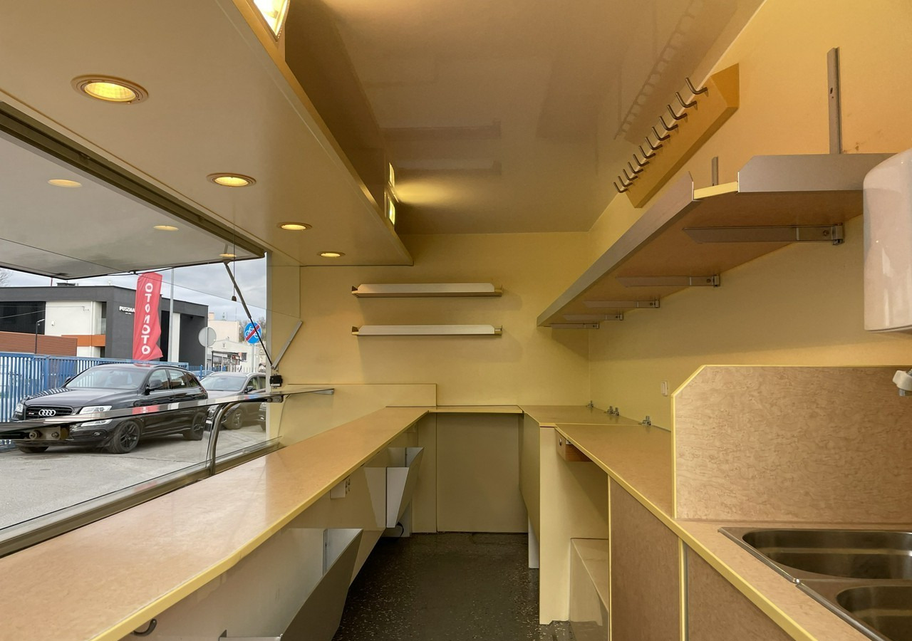Inna Inny Przycz Autosklep wędlin Gastronomiczna food truck foodtruck sklep 20 - Verkaufsanhänger: das Bild 4 Inna Inny Przycz Autosklep wędlin Gastronomiczna food truck foodtruck sklep 20 - Verkaufsanhänger: das Bild 4