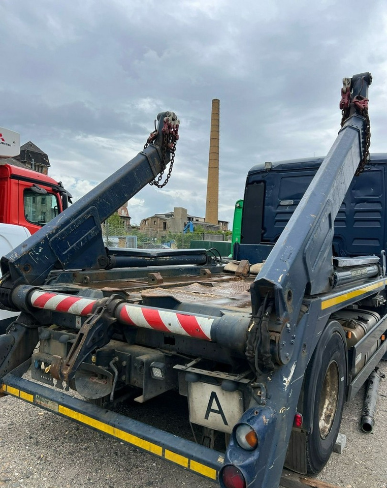 MAN Inny MAN Man TGX 18.400 Bramowiec hakowiec Meiler Model 2012 - Absetzkipper: das Bild 3 MAN Inny MAN Man TGX 18.400 Bramowiec hakowiec Meiler Model 2012 - Absetzkipper: das Bild 3