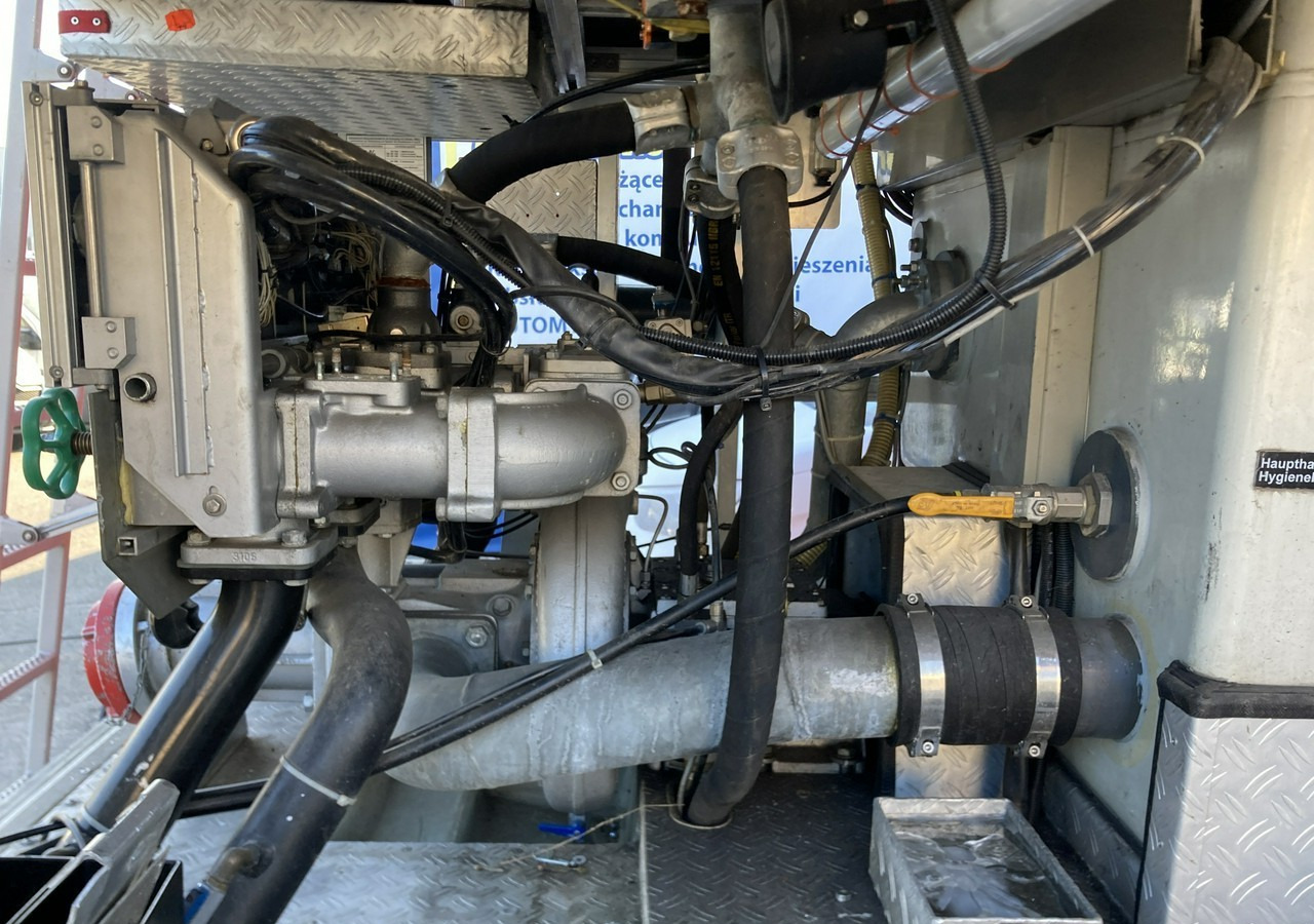 Feuerwehrfahrzeug Mercedes-Benz Atego Atego15-280 Straż Pożarna Gaśnicza Ziegler 2020L wody 210L piany 20: das Bild 9