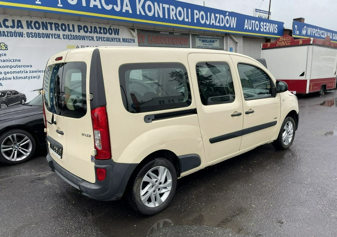 Mercedes-Benz Citan Citan Tourer Mercedes Citan 6-osob przewozu Niepełnosprawnych inwalida - Kombi: das Bild 4 Mercedes-Benz Citan Citan Tourer Mercedes Citan 6-osob przewozu Niepełnosprawnych inwalida - Kombi: das Bild 4