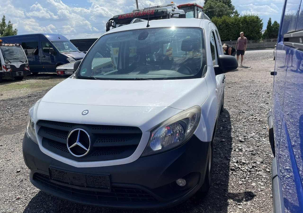 Mercedes-Benz Citan Citan Tourer Mercedes Citan Tourer do przewozu Niepełnosprawnych inwalida - PKW: das Bild 5 Mercedes-Benz Citan Citan Tourer Mercedes Citan Tourer do przewozu Niepełnosprawnych inwalida - PKW: das Bild 5