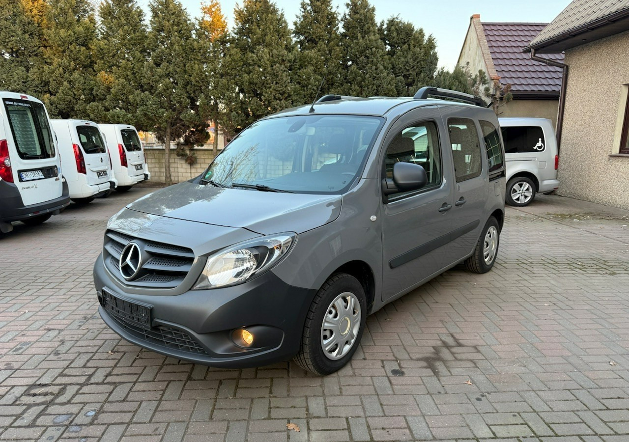 Mercedes-Benz Citan Mercedes Citan dla Niepełnosprawnych Inwalida Rampa 2018 - PKW: das Bild 5 Mercedes-Benz Citan Mercedes Citan dla Niepełnosprawnych Inwalida Rampa 2018 - PKW: das Bild 5