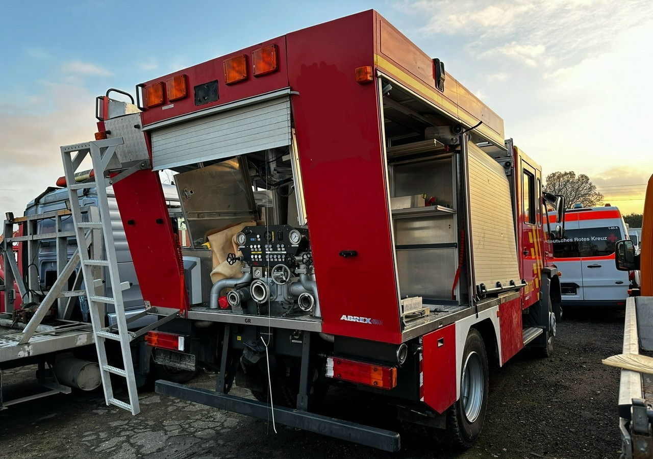 Mercedes-Benz Inny Mercedes-Benz Atego 918 Straż Pożarna 4X4 2006 - Feuerwehrfahrzeug: das Bild 3 Mercedes-Benz Inny Mercedes-Benz Atego 918 Straż Pożarna 4X4 2006 - Feuerwehrfahrzeug: das Bild 3