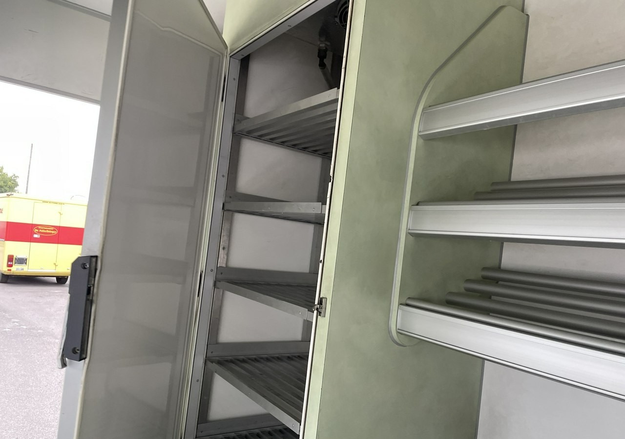 Verkaufsfahrzeug Mercedes-Benz Inny Mercedes-Benz Autosklep Gastronomiczny Warzywniak food truck foodtruck sklep 2008: das Bild 13 Verkaufsfahrzeug Mercedes-Benz Inny Mercedes-Benz Autosklep Gastronomiczny Warzywniak food truck foodtruck sklep 2008: das Bild 13