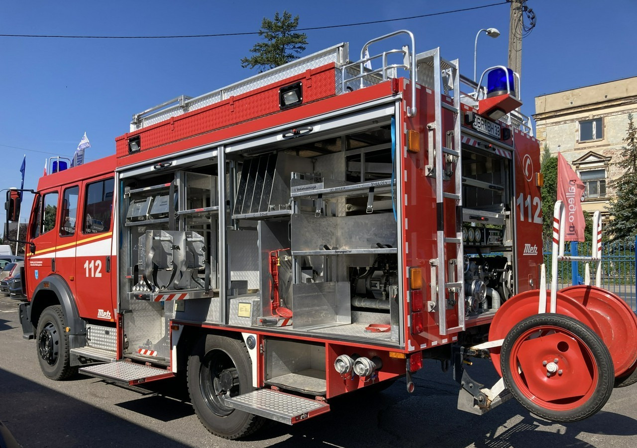 Mercedes-Benz Inny Mercedes-Benz Mercedes 1224 Straż Pożarna Gaśnicza 4X4 Metz 97 - Feuerwehrfahrzeug: das Bild 5 Mercedes-Benz Inny Mercedes-Benz Mercedes 1224 Straż Pożarna Gaśnicza 4X4 Metz 97 - Feuerwehrfahrzeug: das Bild 5