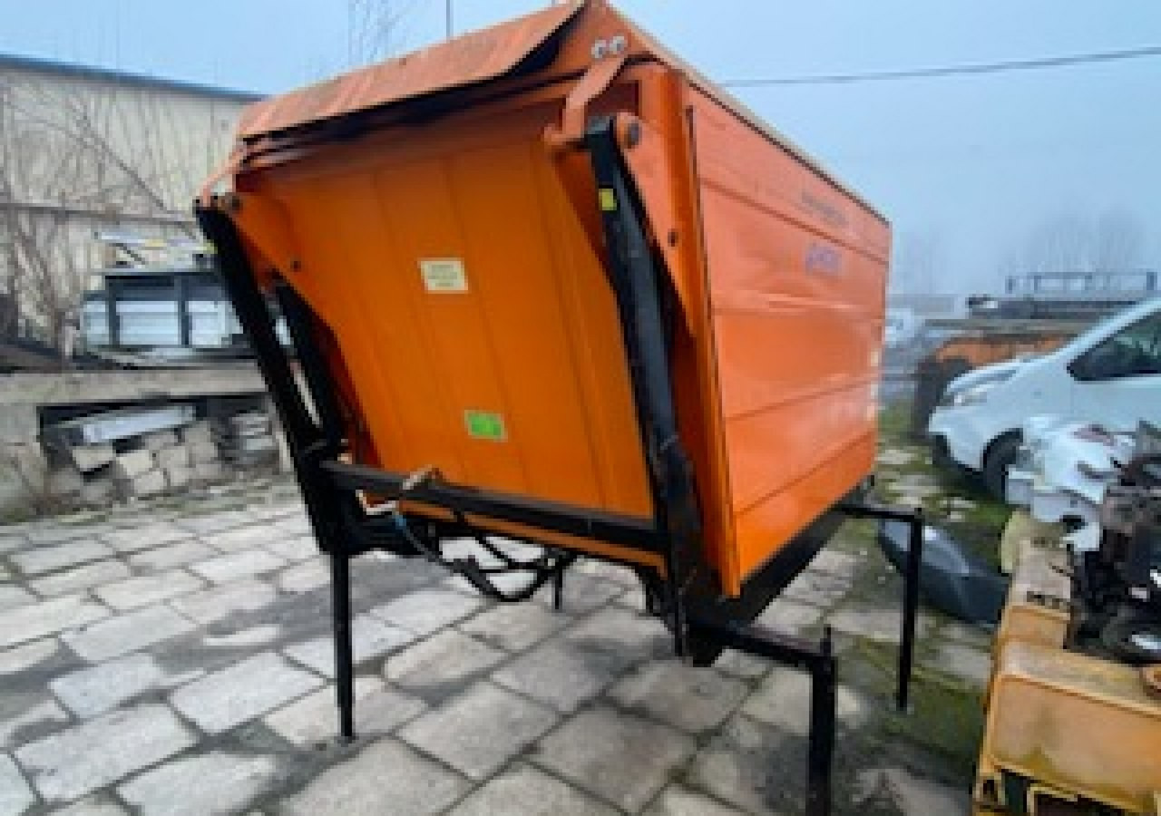 Kipper Multicar Inny Multicar Multicar 4X4 TREMO X56 Wywrotka odśnieżarka posypywarka odkurzacz: das Bild 17 Kipper Multicar Inny Multicar Multicar 4X4 TREMO X56 Wywrotka odśnieżarka posypywarka odkurzacz: das Bild 17