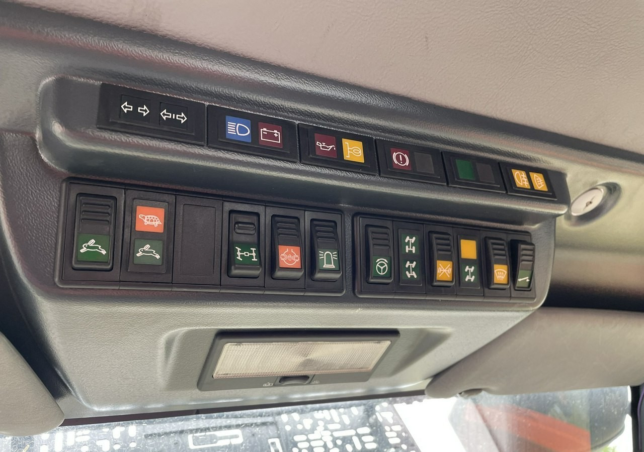 Kipper Multicar Inny Multicar Multicar 4X4 TREMO X56 Wywrotka odśnieżarka posypywarka odkurzacz: das Bild 9 Kipper Multicar Inny Multicar Multicar 4X4 TREMO X56 Wywrotka odśnieżarka posypywarka odkurzacz: das Bild 9