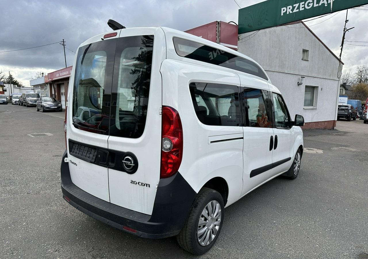Opel Combo III 2.0CDTI Maxi Panorama Klima Kamera Webasto 2016 - PKW: das Bild 3 Opel Combo III 2.0CDTI Maxi Panorama Klima Kamera Webasto 2016 - PKW: das Bild 3