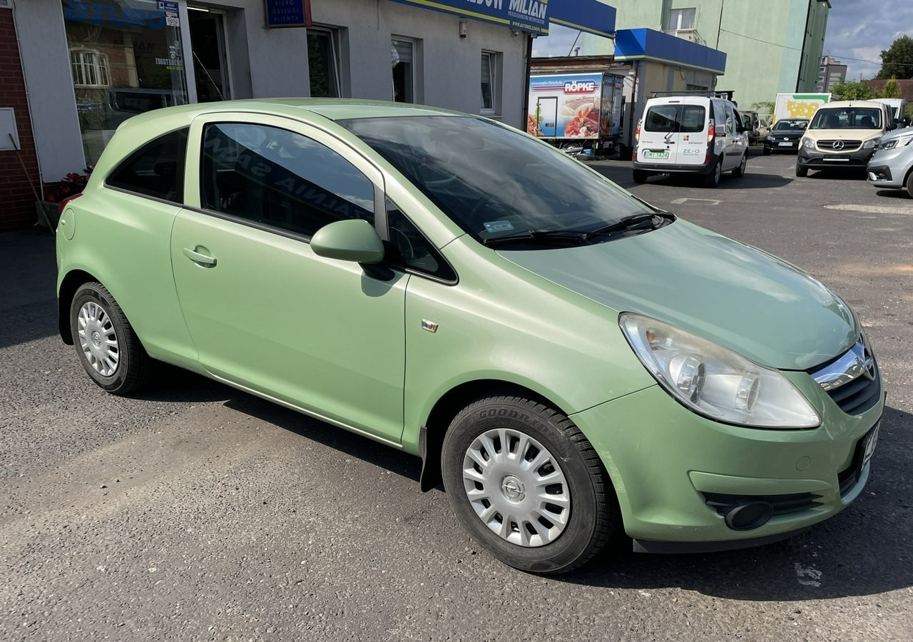 Opel Corsa D Opel Corsa 1,2-16V Klima Salon PL Bagażnik na Rowery Model 2010 - Schrägheck: das Bild 1 Opel Corsa D Opel Corsa 1,2-16V Klima Salon PL Bagażnik na Rowery Model 2010 - Schrägheck: das Bild 1
