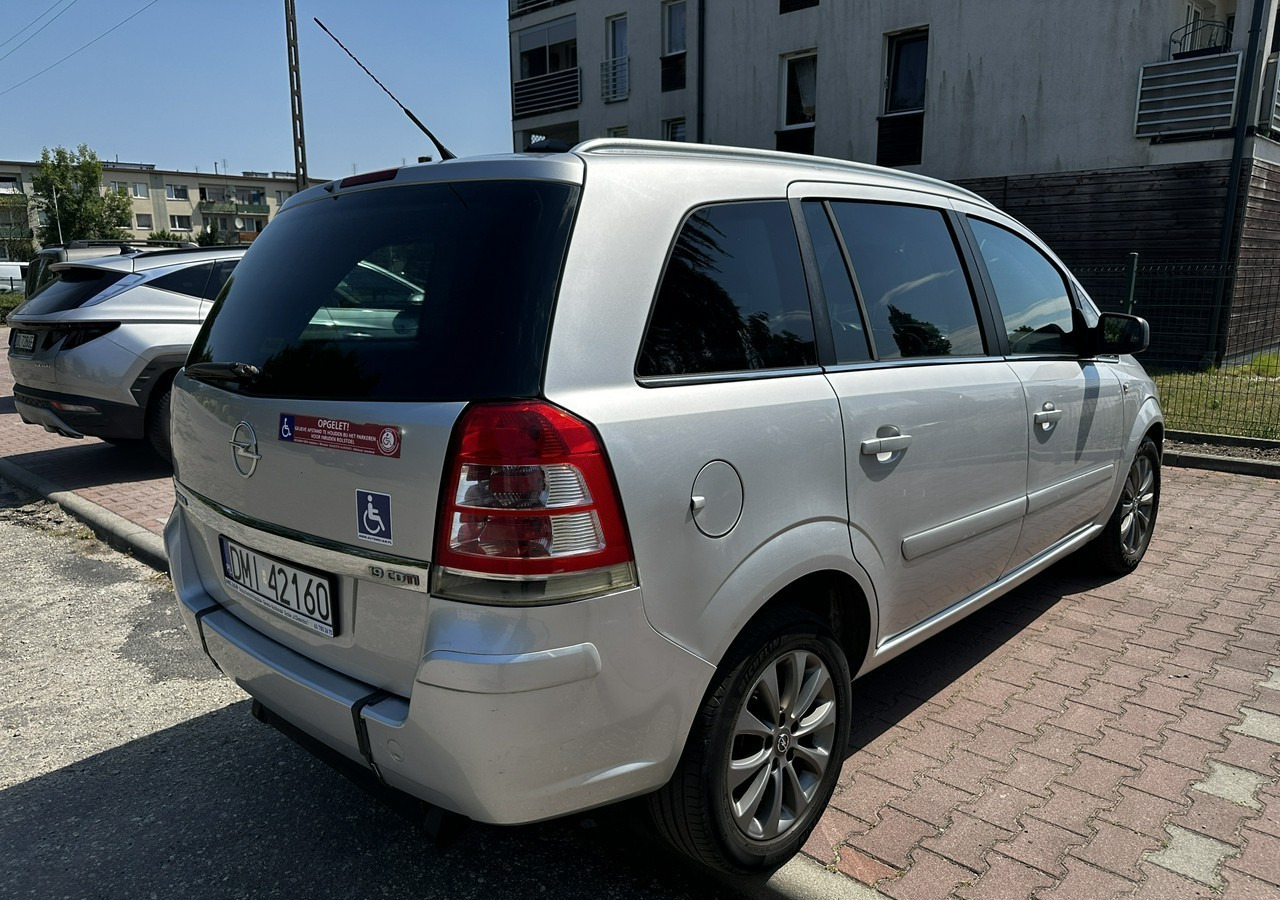 Opel Zafira B Opel Zafira do przewozu osób Niepełnosprawnych inwalida rampa - PKW: das Bild 2 Opel Zafira B Opel Zafira do przewozu osób Niepełnosprawnych inwalida rampa - PKW: das Bild 2