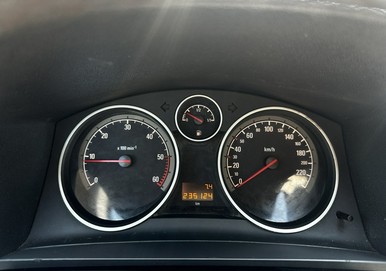 Opel Zafira B Opel Zafira do przewozu osób Niepełnosprawnych inwalida rampa - PKW: das Bild 5 Opel Zafira B Opel Zafira do przewozu osób Niepełnosprawnych inwalida rampa - PKW: das Bild 5