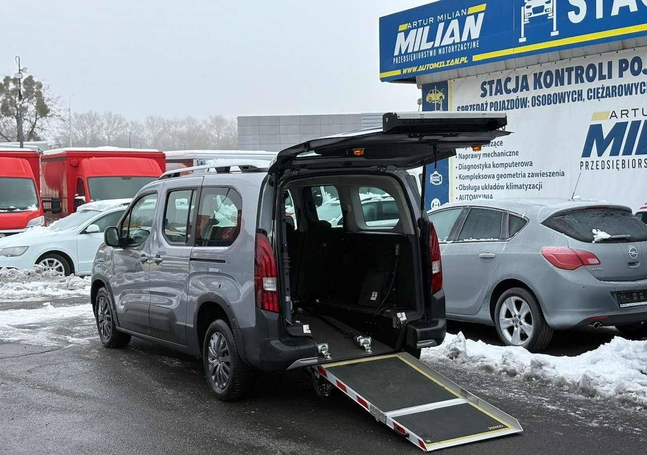Peugeot Rifter Rifter Long 1,5HDI Automat dla Niepełnosprawnych Inwalida Rampa PFRO - Kombi: das Bild 1 Peugeot Rifter Rifter Long 1,5HDI Automat dla Niepełnosprawnych Inwalida Rampa PFRO - Kombi: das Bild 1