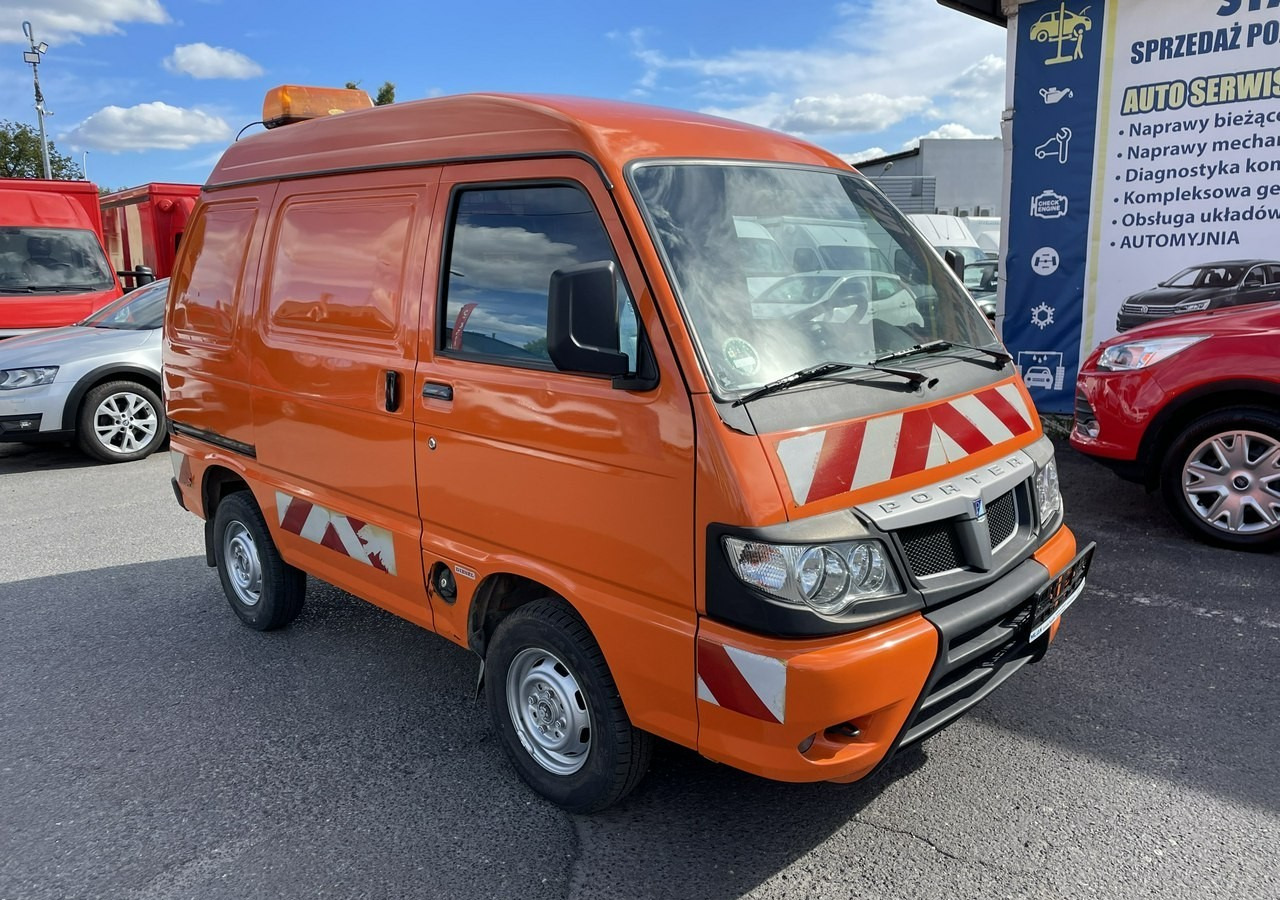 Piaggio Piaggio Porter Furgon 39348km 2x boczne drzwi 2012 - Kastenwagen: das Bild 1 Piaggio Piaggio Porter Furgon 39348km 2x boczne drzwi 2012 - Kastenwagen: das Bild 1