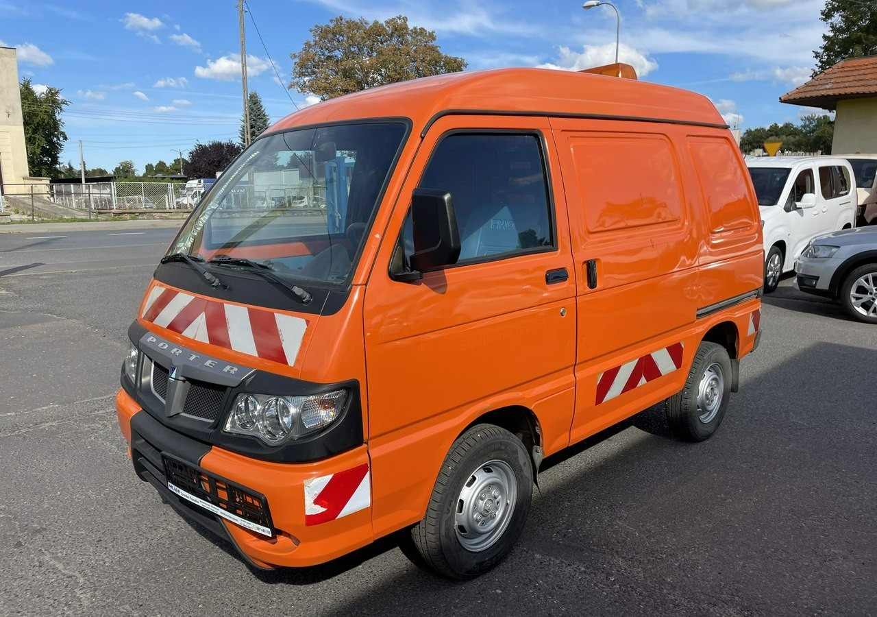 Piaggio Piaggio Porter Furgon 39348km 2x boczne drzwi 2012 - Kastenwagen: das Bild 2 Piaggio Piaggio Porter Furgon 39348km 2x boczne drzwi 2012 - Kastenwagen: das Bild 2