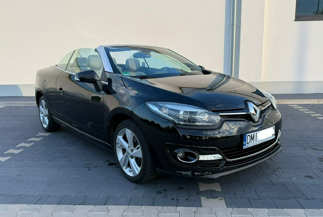 Renault Megane III Cabrio LIFT III 1.2 TCE 131 Skóra Led Navi PDC Bogate wyposażenie 20 - PKW: das Bild 1 Renault Megane III Cabrio LIFT III 1.2 TCE 131 Skóra Led Navi PDC Bogate wyposażenie 20 - PKW: das Bild 1