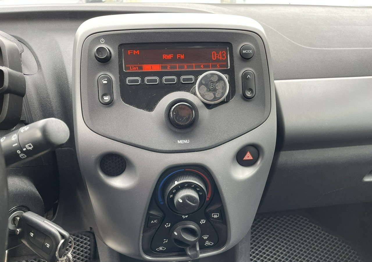 Schrägheck Toyota Aygo II Toyota Aygo 1.0 VVT-i JBL Edition bezyna+LPG Salon PL 2020: das Bild 8