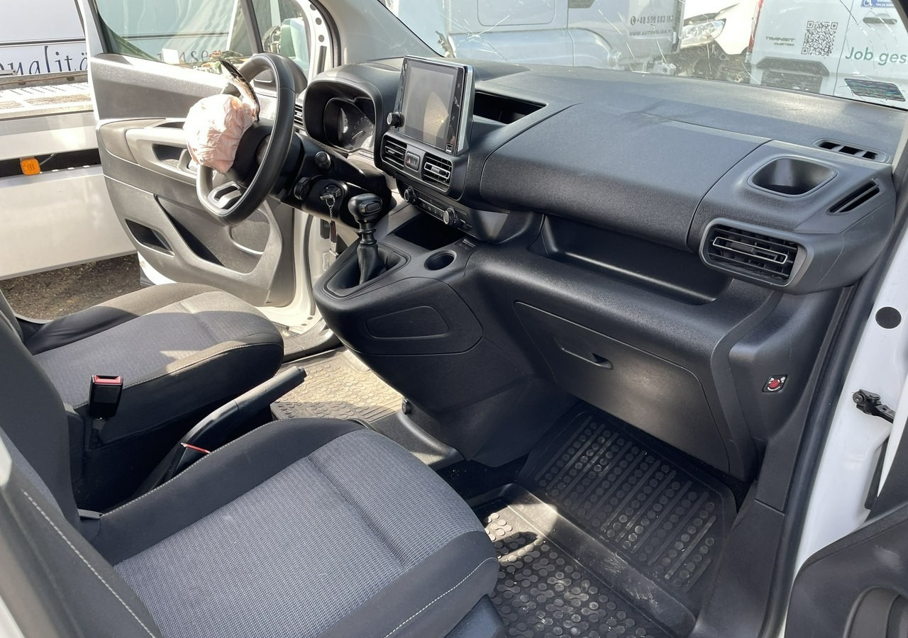 Toyota ProAce Proace City Verso Toyota Proace City Verso Long 1.5 D-4D Business 2021Salon - PKW: das Bild 4 Toyota ProAce Proace City Verso Toyota Proace City Verso Long 1.5 D-4D Business 2021Salon - PKW: das Bild 4