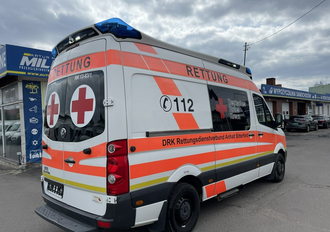 Volkswagen Crafter Crafter 2.0-163KM Karetka Ambulans Wyposażony Model 2016 - Krankenwagen: das Bild 5 Volkswagen Crafter Crafter 2.0-163KM Karetka Ambulans Wyposażony Model 2016 - Krankenwagen: das Bild 5
