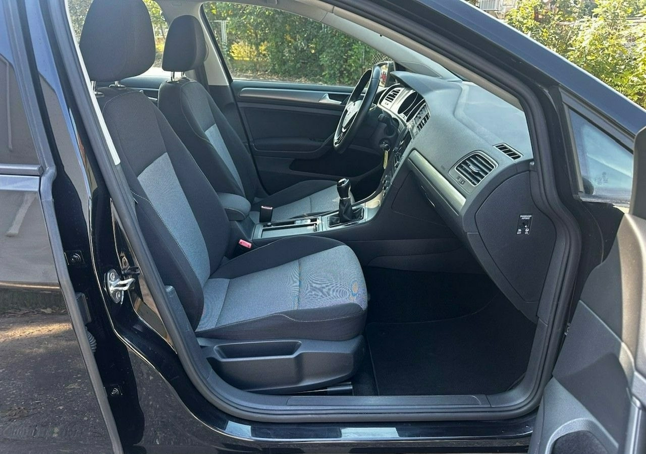 Volkswagen Golf VII VII 1,6 TDI 110KM 153TKM Klimatronik Navi Alu PDC 2015 Bez wkładu fi - Schrägheck: das Bild 5 Volkswagen Golf VII VII 1,6 TDI 110KM 153TKM Klimatronik Navi Alu PDC 2015 Bez wkładu fi - Schrägheck: das Bild 5