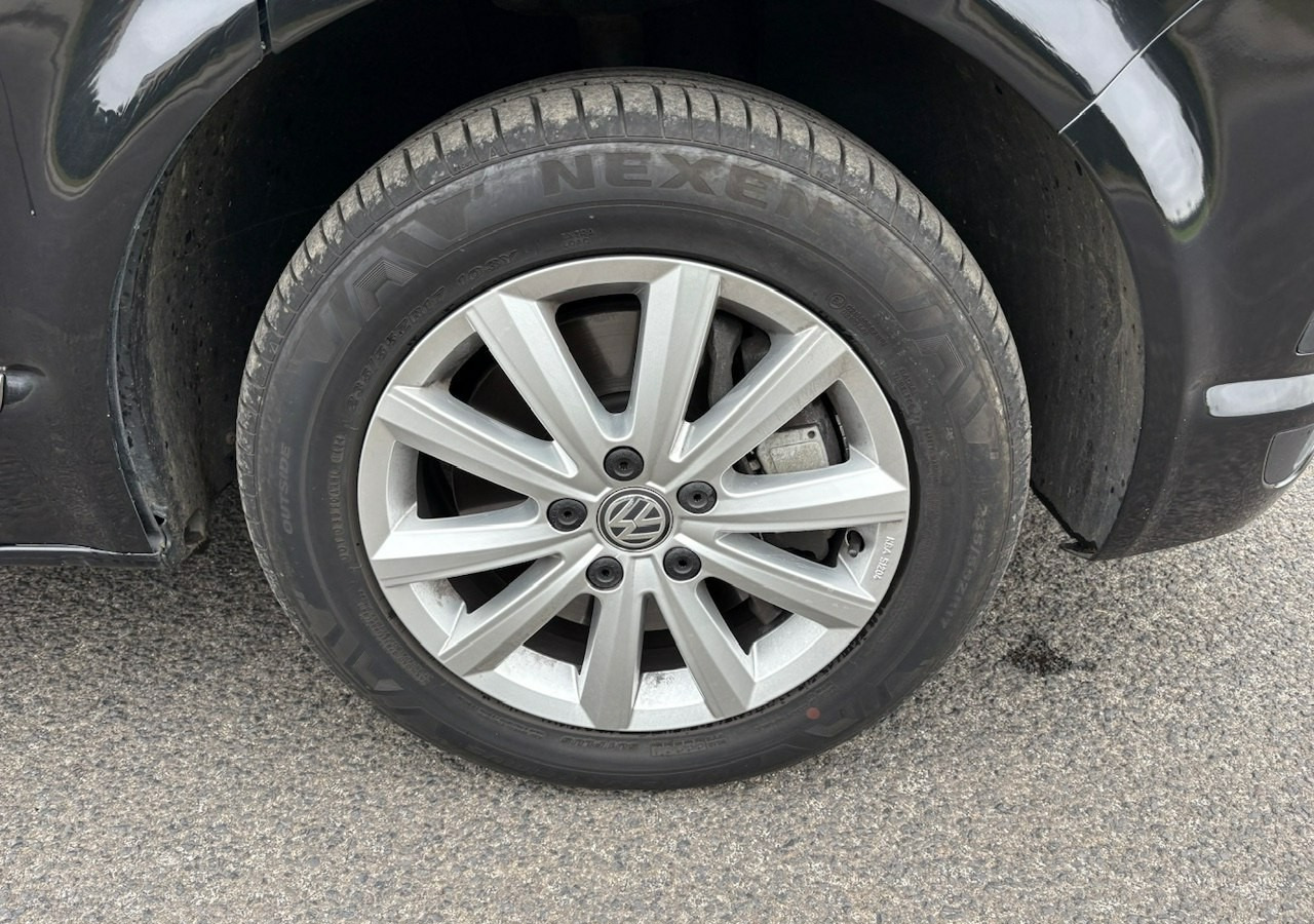 PKW Volkswagen Multivan 2.0TDI 204KM 4-MOTION Highline Skóry Dynaudio HAK Webasto El.drzwi: das Bild 11