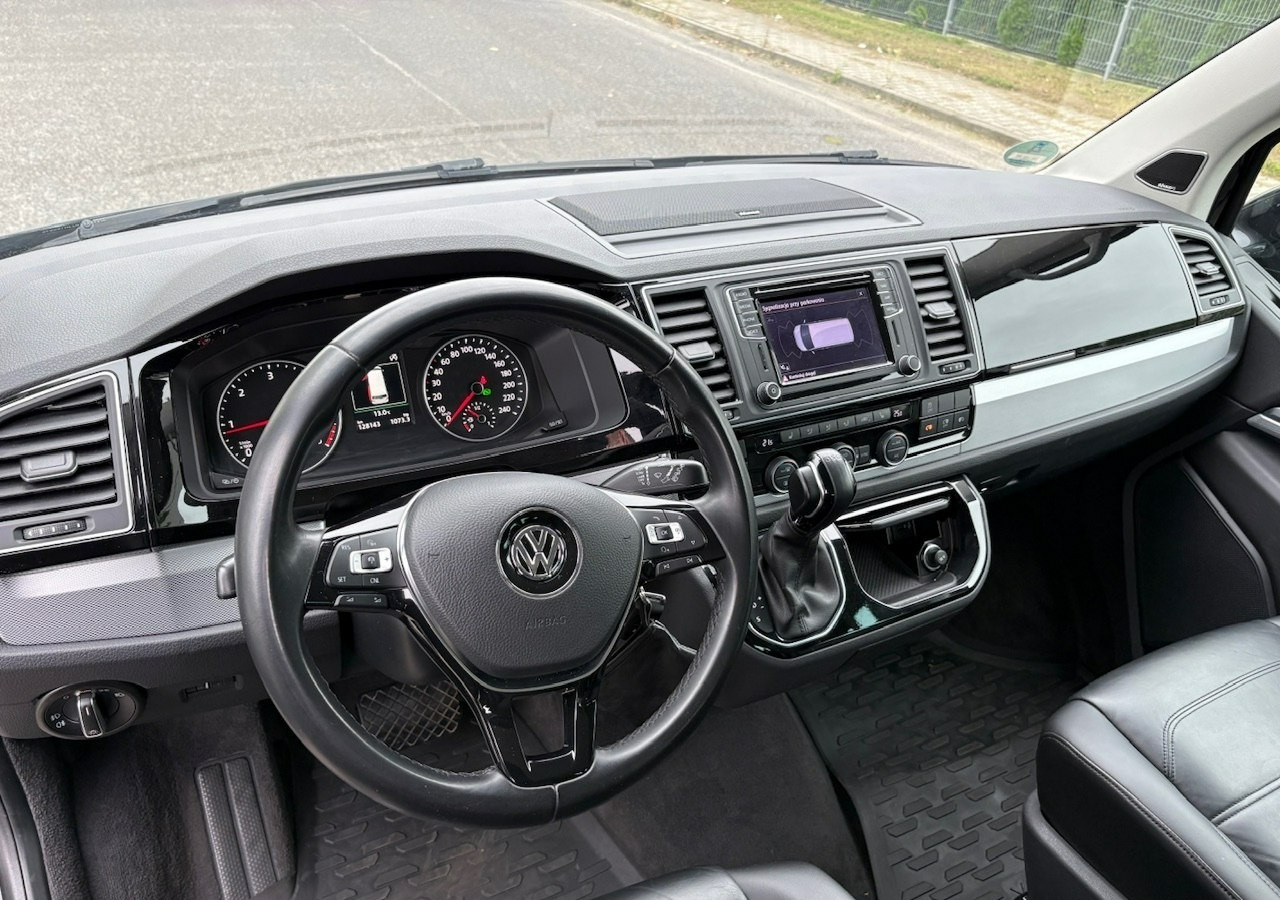 PKW Volkswagen Multivan 2.0TDI 204KM 4-MOTION Highline Skóry Dynaudio HAK Webasto El.drzwi: das Bild 17