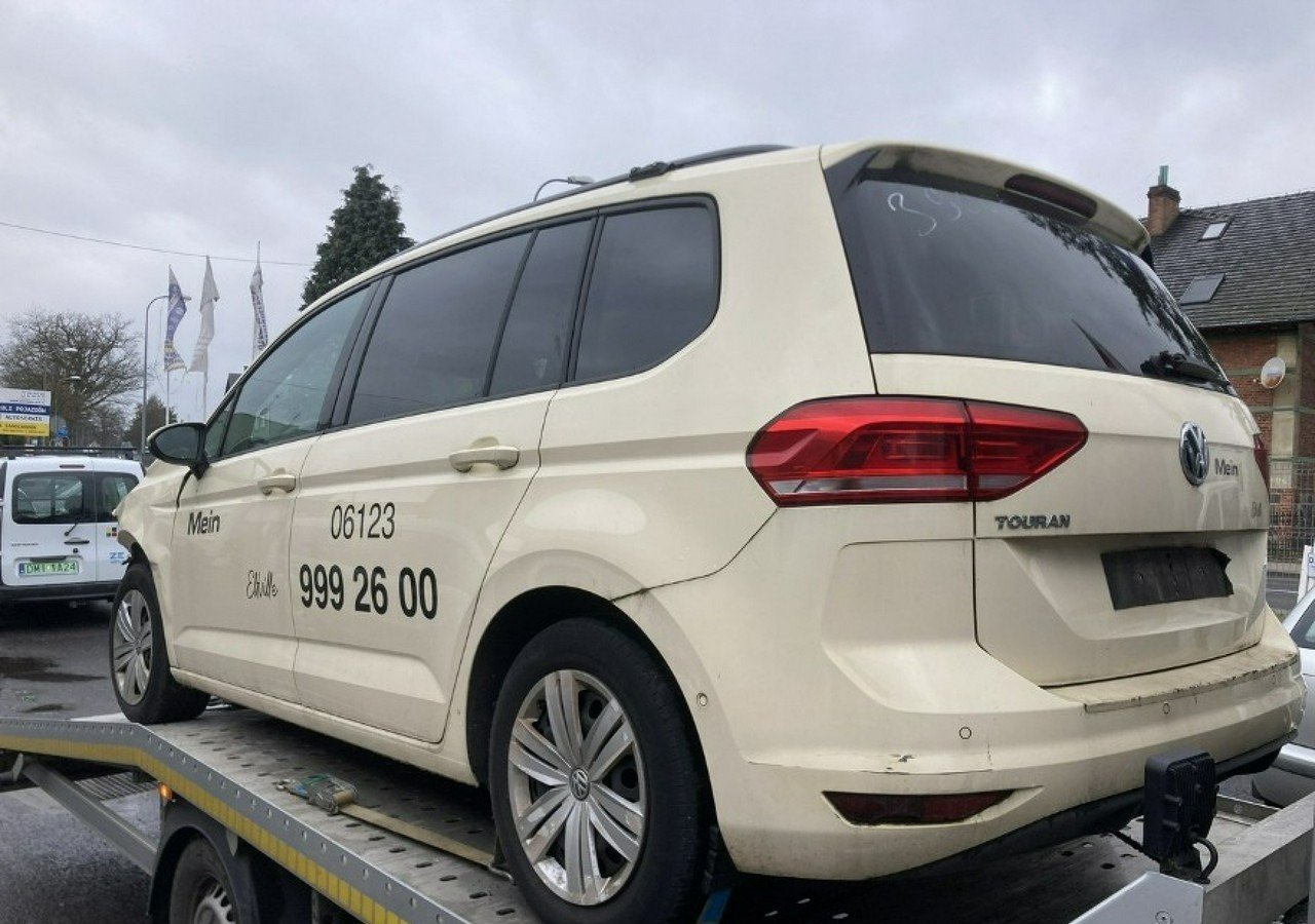 Volkswagen Touran II Touran - PKW: das Bild 1 Volkswagen Touran II Touran - PKW: das Bild 1