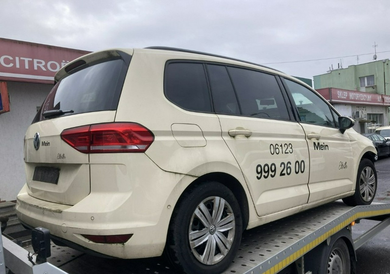 Volkswagen Touran II Touran - PKW: das Bild 2 Volkswagen Touran II Touran - PKW: das Bild 2