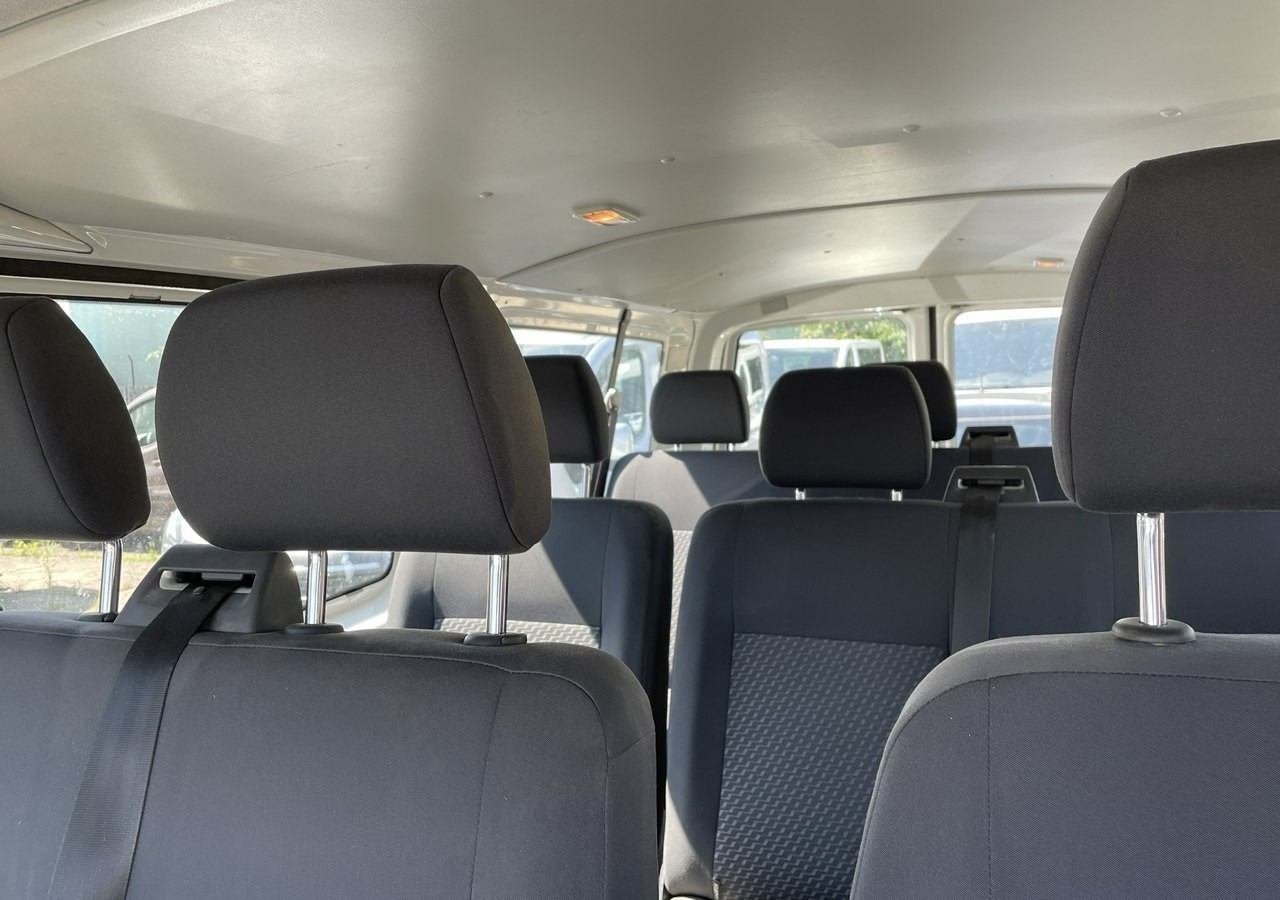 Volkswagen Transporter T5 Volkswagen Transporter Long 2.0-140KM 9-osobowy Model 2015 - PKW: das Bild 4 Volkswagen Transporter T5 Volkswagen Transporter Long 2.0-140KM 9-osobowy Model 2015 - PKW: das Bild 4