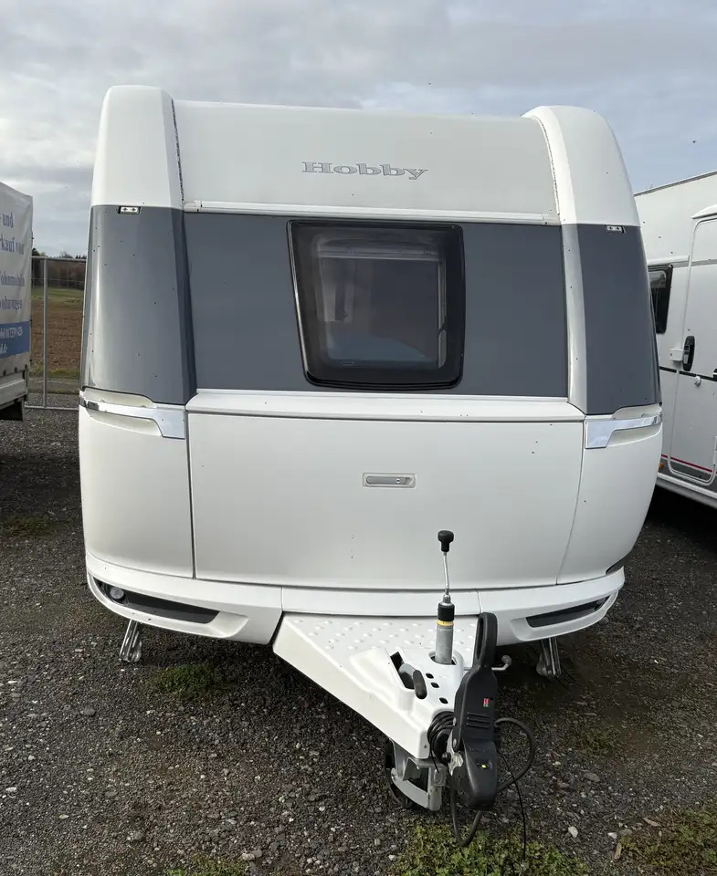 Hobby 540UFf Wohnwagen queensbett - Wohnwagen: das Bild 2 Hobby 540UFf Wohnwagen queensbett - Wohnwagen: das Bild 2