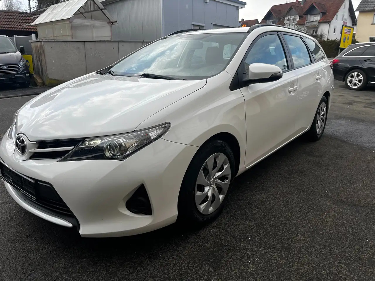 Toyota Auris Cool - PKW: das Bild 1 Toyota Auris Cool - PKW: das Bild 1