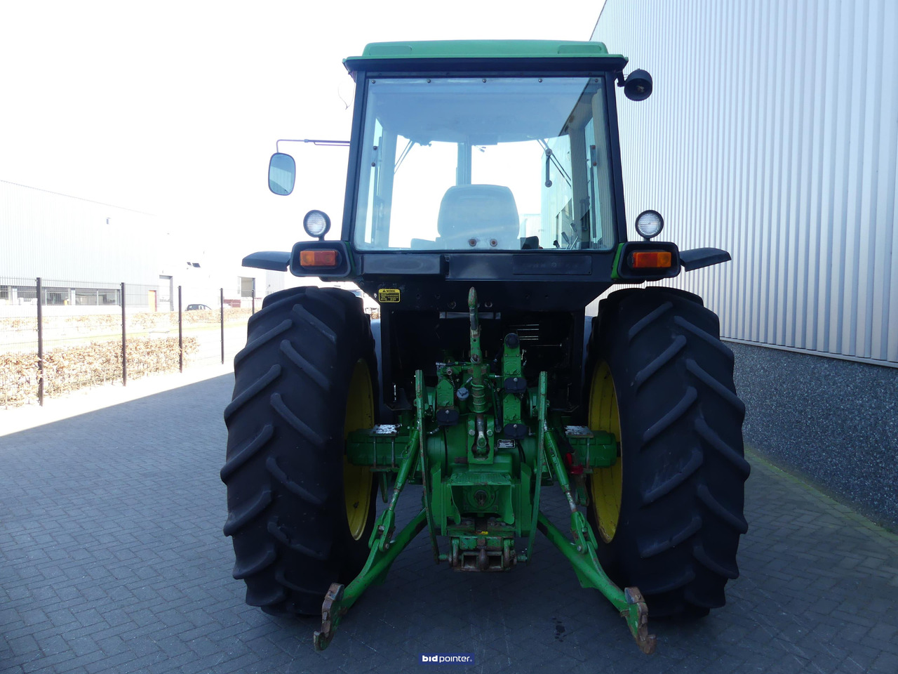 John-Deere 4255 4WD - Traktor: das Bild 4 John-Deere 4255 4WD - Traktor: das Bild 4