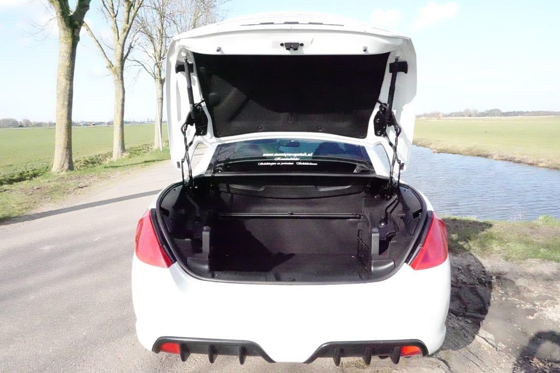PKW Peugeot 308 CC: das Bild 8