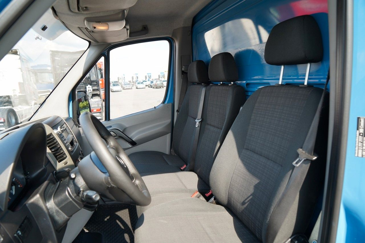 Kühltransporter Iveco SPRINTER / KONTENER / BLIŹNIAK / WINDA DHOLLANDI: das Bild 15