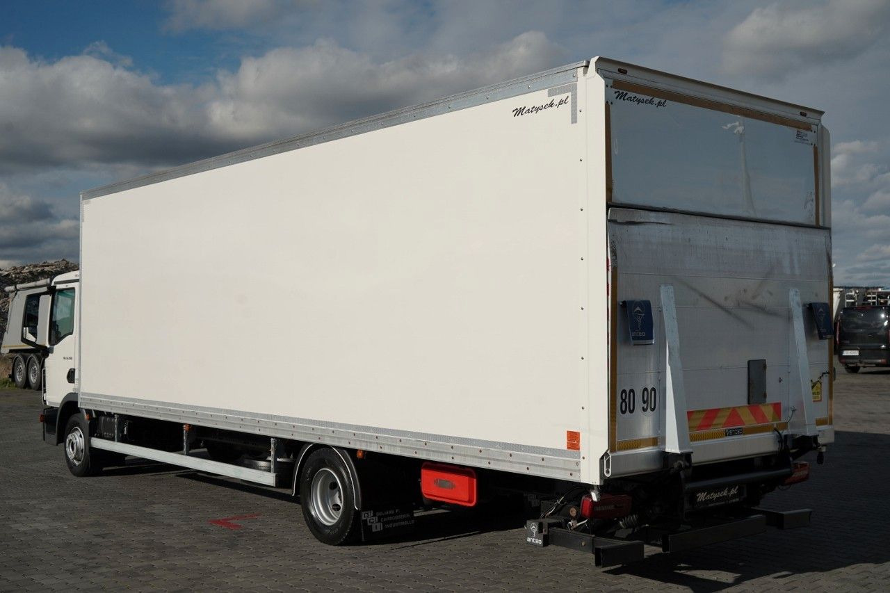 MAN TGL 12.250 / SOLÓWKA / KONTENER 8 M / WINDA / BO - Koffer LKW: das Bild 3 MAN TGL 12.250 / SOLÓWKA / KONTENER 8 M / WINDA / BO - Koffer LKW: das Bild 3
