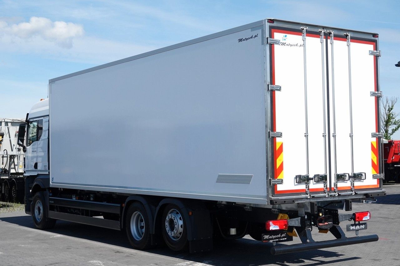 MAN TGX 26.520 / 6x2 / CHŁODNIA -8,6 M / AGREGAT THE - Koffer LKW: das Bild 3 MAN TGX 26.520 / 6x2 / CHŁODNIA -8,6 M / AGREGAT THE - Koffer LKW: das Bild 3