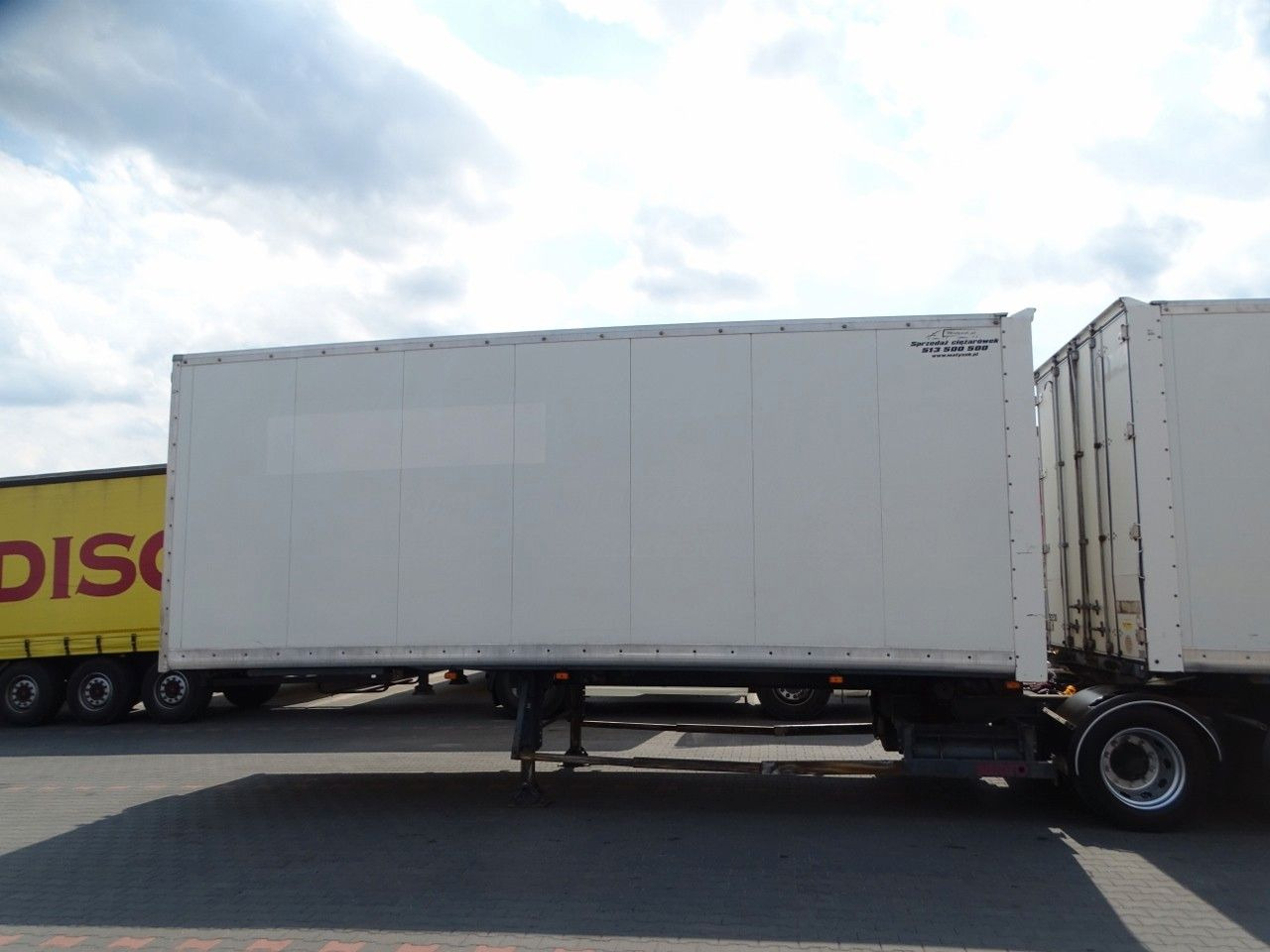 Samro JUMBO VEHICULAR BOX- 7,3 M + 7,3 M/KOFFER TANDEM - Koffer Auflieger: das Bild 3 Samro JUMBO VEHICULAR BOX- 7,3 M + 7,3 M/KOFFER TANDEM - Koffer Auflieger: das Bild 3
