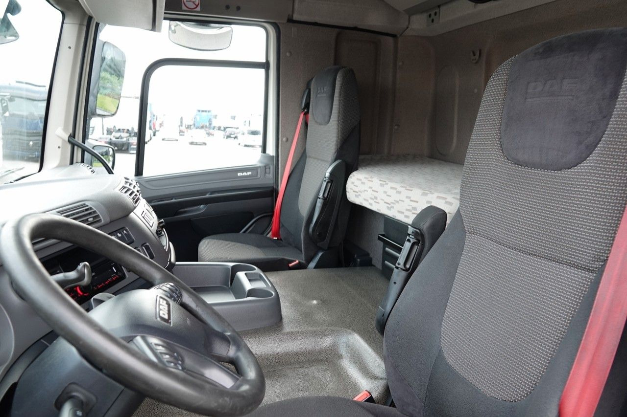 DAF CF 440 / PEŁNY ADR / AUTOMAT / EURO 6 / SPROWADZ – Finanzierungsleasing DAF CF 440 / PEŁNY ADR / AUTOMAT / EURO 6 / SPROWADZ: das Bild 11